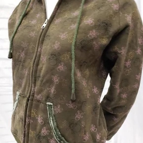 New Skull Hoodie - Picture 3 of 9